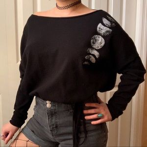Sarah pacini black moon phase cropped sweater !